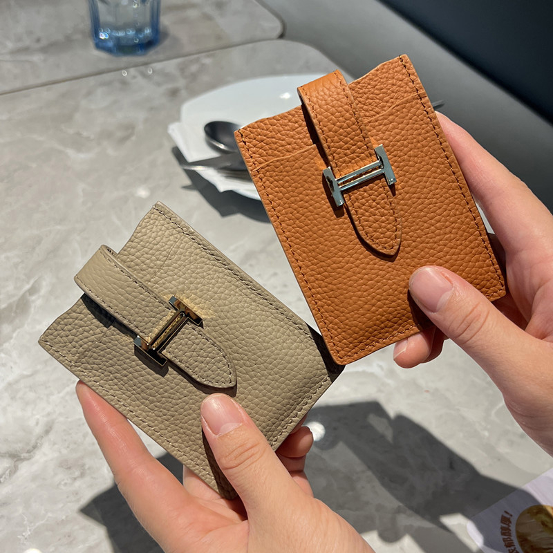theo Slim Card Holder  Group View